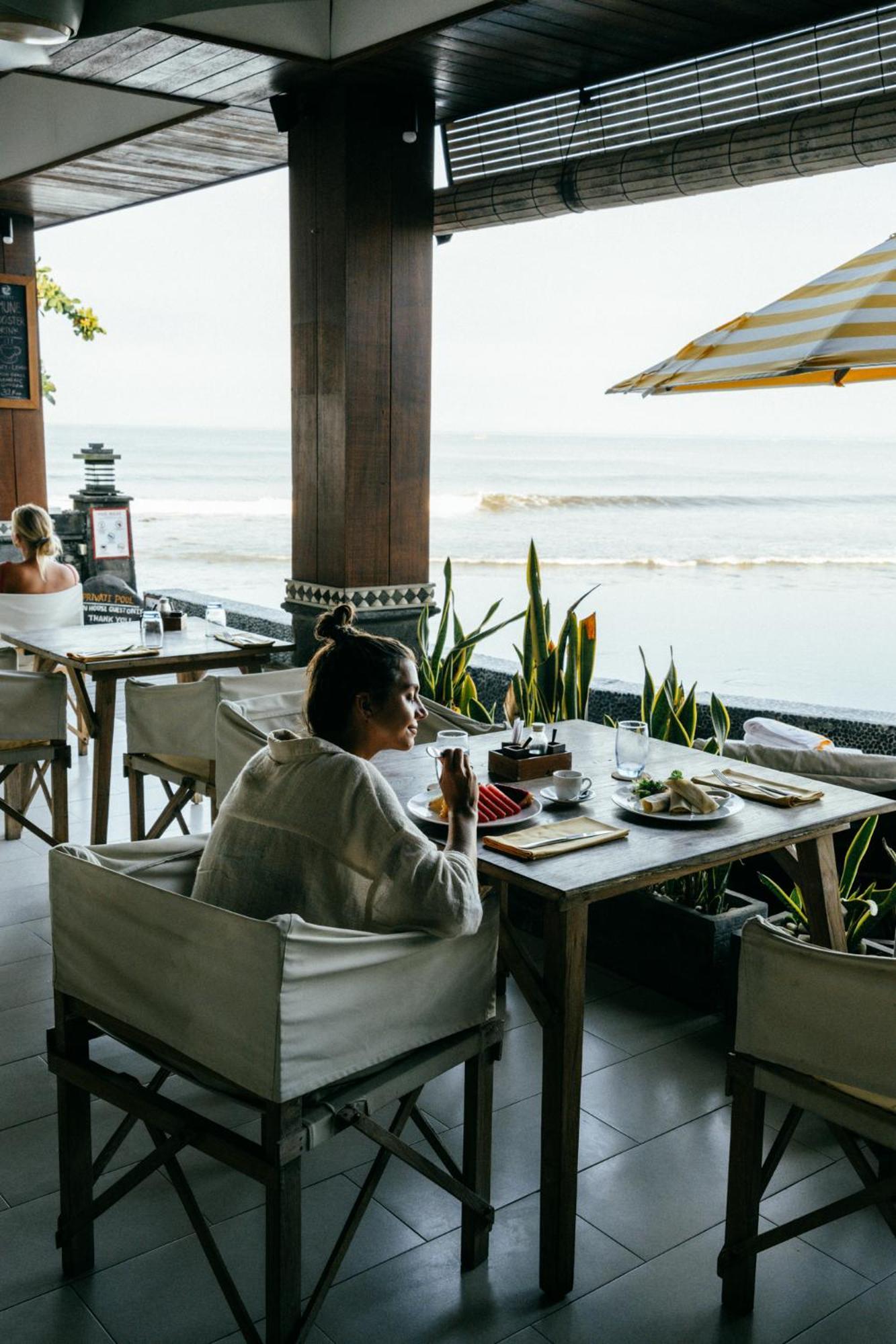 Bombora Medewi Hotel Pulukan Bagian luar foto